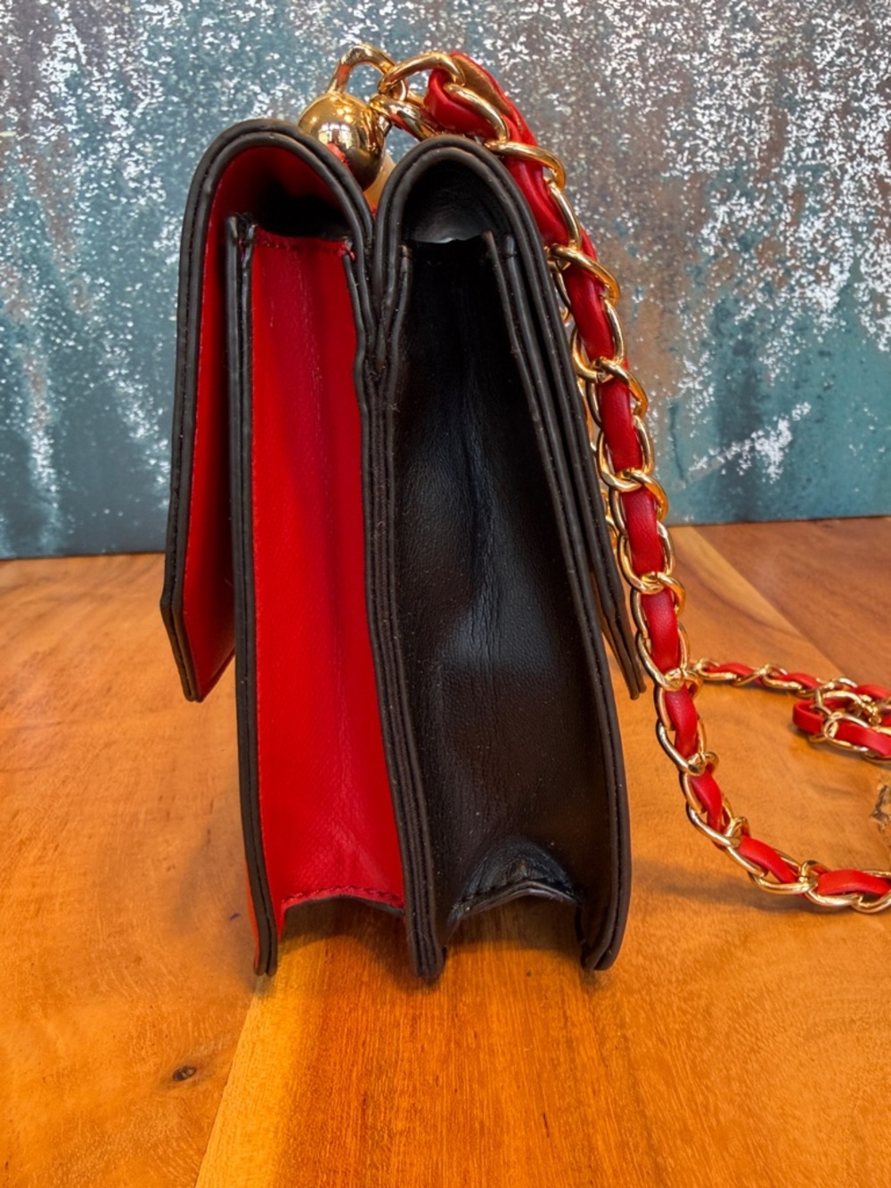 Badgley Mischka Barbiecore Pearl Handle Faux Leather Crossbody Black/Red (NWOT) - Picture 14 of 16
